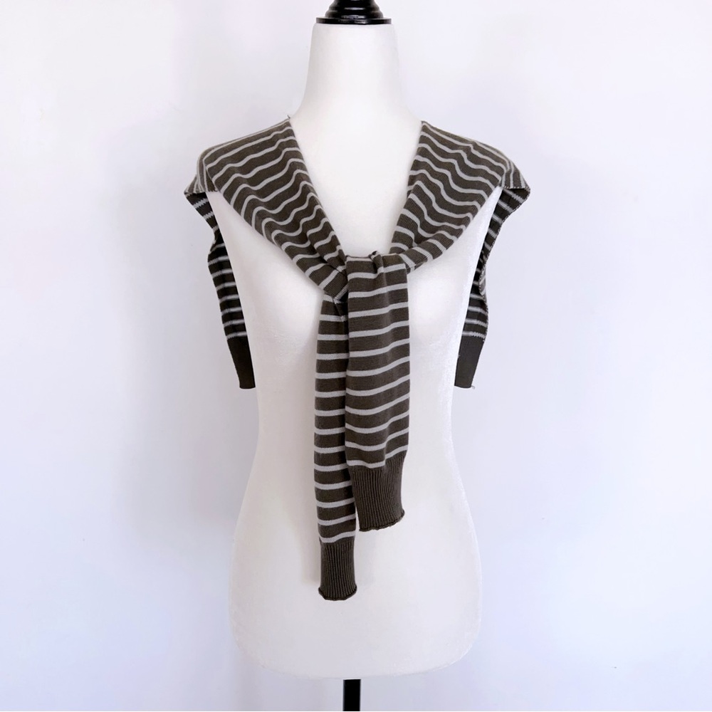 😍 Striped Knit Shoulder Shawl – MISS | Korean Layering Style！99% New！
